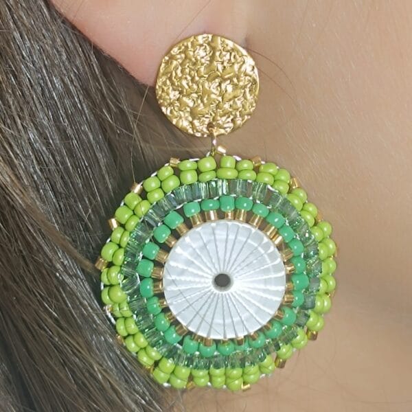 PENDIENTES MULTICOLOR CON ABALORIOS CIRCULARES