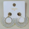 PENDIENTES ERYNA MEDIA LUNA DE CUENTAS