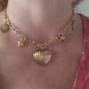 COLLAR ERYNA CORAZÓN Y CHAKRAS MARINOS ACERO DORADO