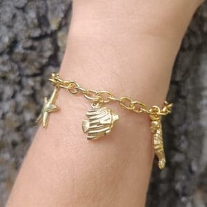 PULSERA ERYNA CHARMS MARINOS ACERO DORADO