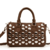 bolso abag kaki con apliques metálicos y correa ajustable