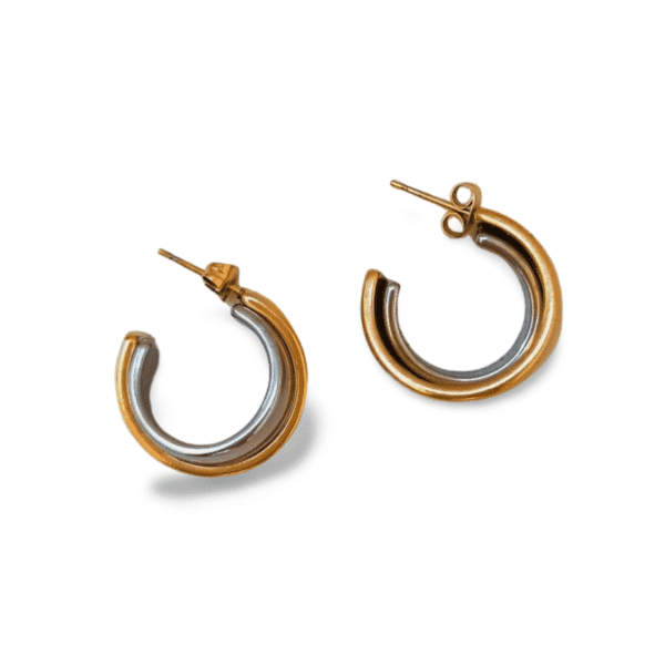Pendientes ERYNA aro bicolor dorado y plateado detalle de cierre