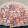 Abanico para mujer ERYNA con diseño de gatitos en tonos pastel