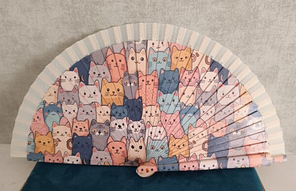 Abanico para mujer ERYNA con estampado de gatos multicolor