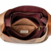 Bolso MAC&NOA MDX260343 - vista del interior Interior abierto del bolso hobo MAC&NOA MDX260343 con bolso interior y asas visibles