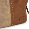 Detalle Tachuelas Doradas Bolso Shopper ERYNA Detalle de las tachuelas doradas y el logo MAC&NOA del bolso shopper bicolor ERYNA