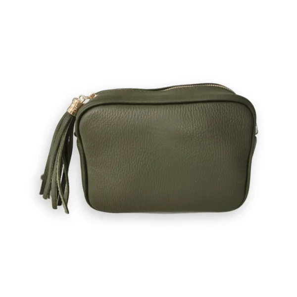 Bolso bandolera ERYNA de piel con borla color verde Bolso bandolera de piel verde con borla y herrajes dorados