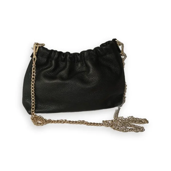 Bolso fruncido ERYNA de piel con cadena color negro Bolso pequeño fruncido de piel negra con cadena dorada larga