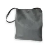 Bolso shopper plano de piel gris con asa larga para el hombro